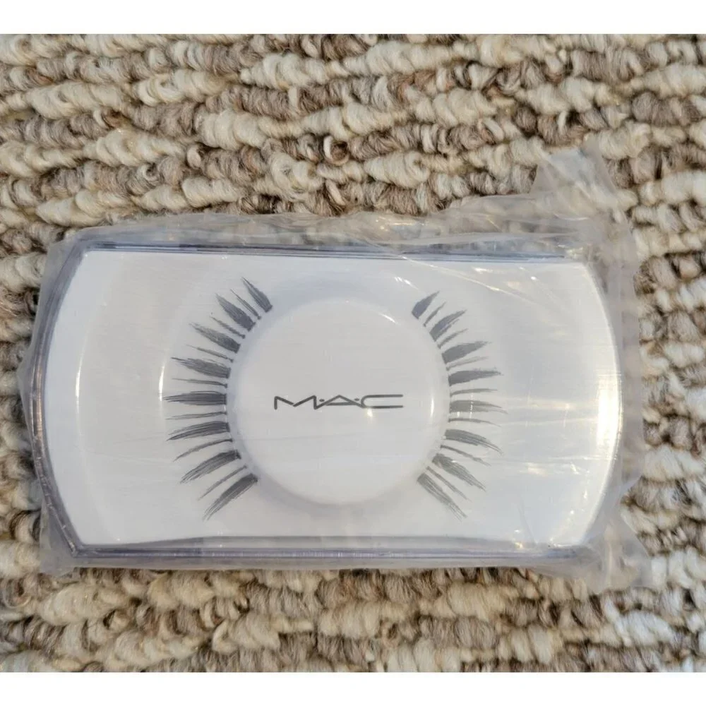 MAC 7 Free Spirit Eye Lash Pair | Beauty